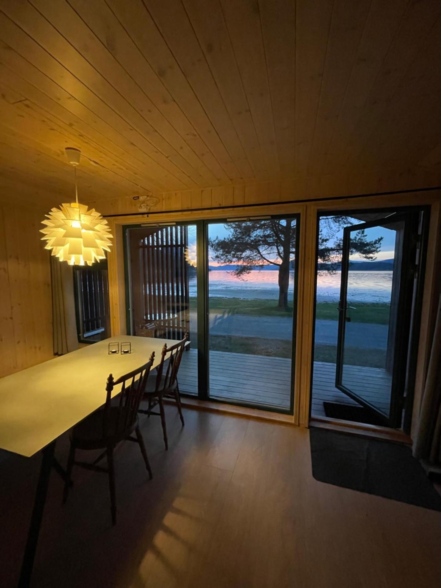 Fugelvagen, Cabins And Glamping Alvund ภายนอก รูปภาพ